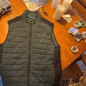 Vineyard Vines Dark Green Puffer Vest